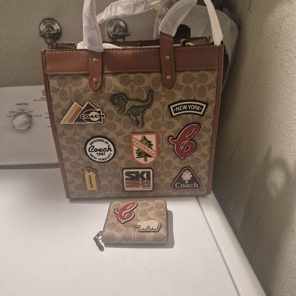 Coach Field Tote Varsity Patches and Matching Wallet
